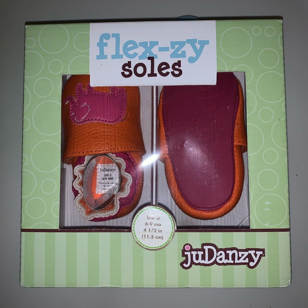 JuDanzy flex-zy soles size 3 shoes